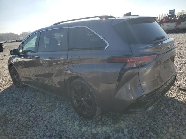 2021 Toyota Sienna XSE