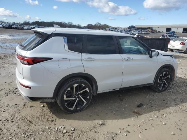 2022 Mitsubishi Outlander SE