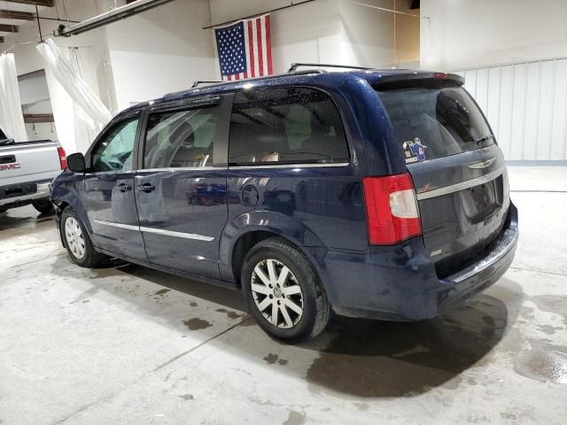 2016 Chrysler Town & Country Touring