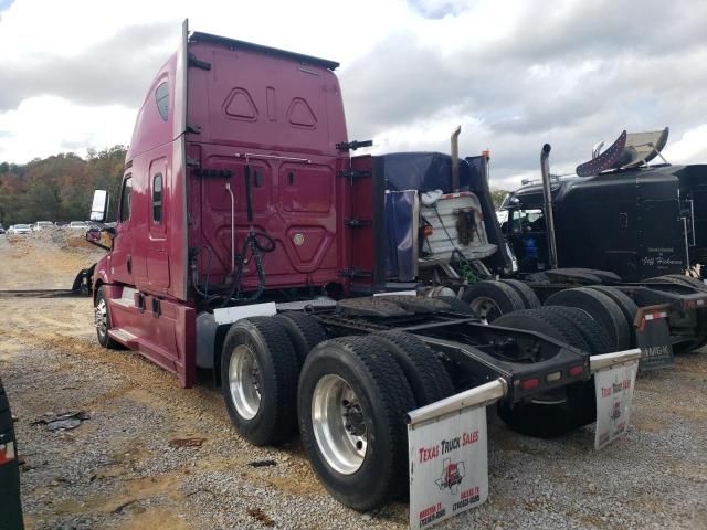 2018 Freightliner Cascadia 126