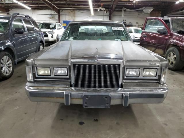 1988 Lincoln Town Car