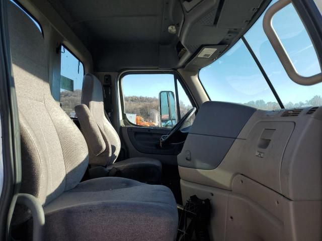 2018 Freightliner Cascadia 125