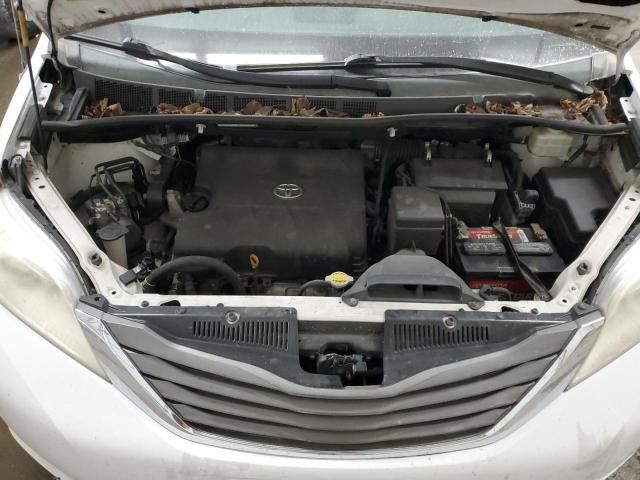 2012 Toyota Sienna XLE