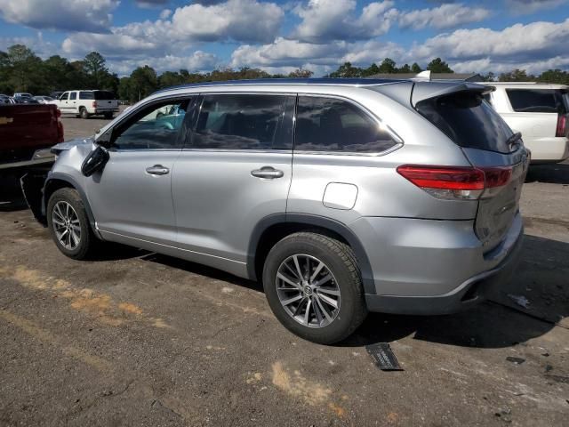 2018 Toyota Highlander SE