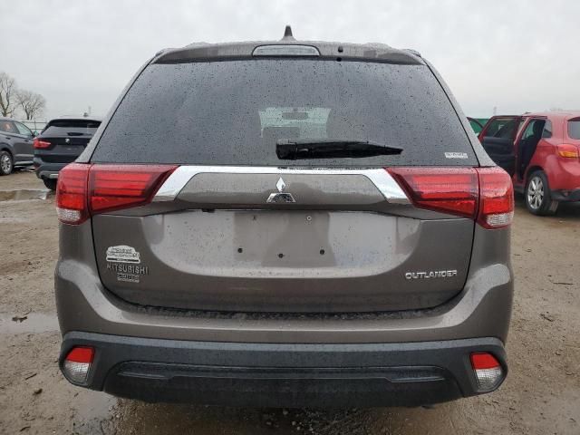 2019 Mitsubishi Outlander SE