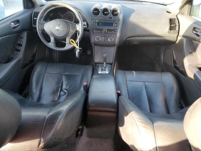 2010 Nissan Altima Base