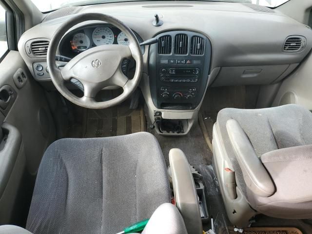 2003 Dodge Caravan SE