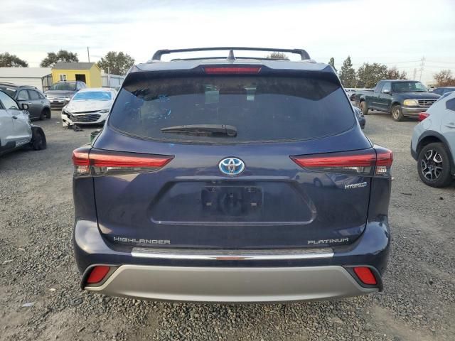 2021 Toyota Highlander Hybrid Platinum