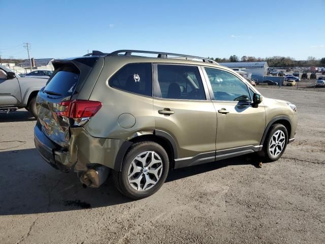 2024 Subaru Forester Premium