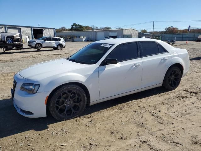 2019 Chrysler 300 Touring