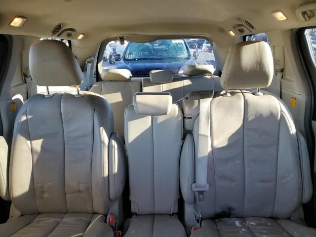 2013 Toyota Sienna XLE