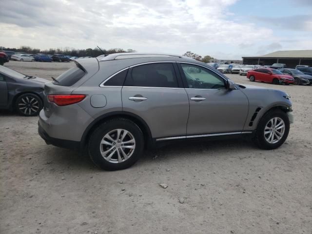 2011 Infiniti FX35