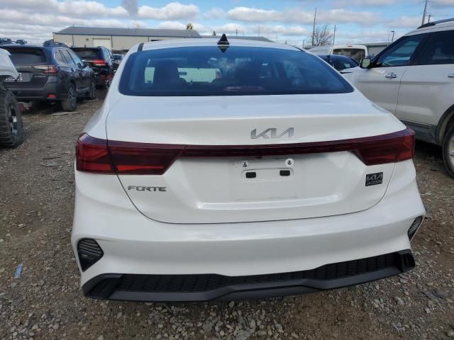 2023 KIA Forte LX