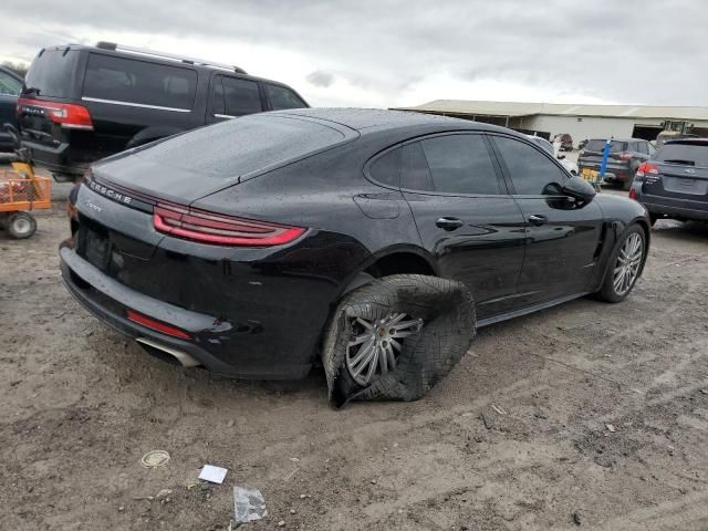 2018 Porsche Panamera 4