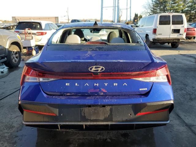 2024 Hyundai Elantra Limited