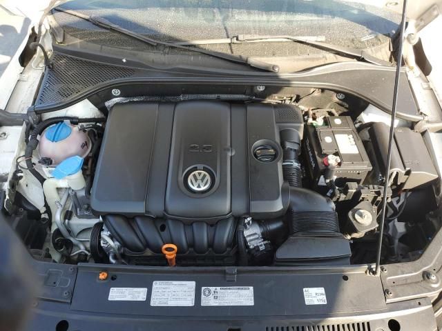 2012 Volkswagen Passat SEL