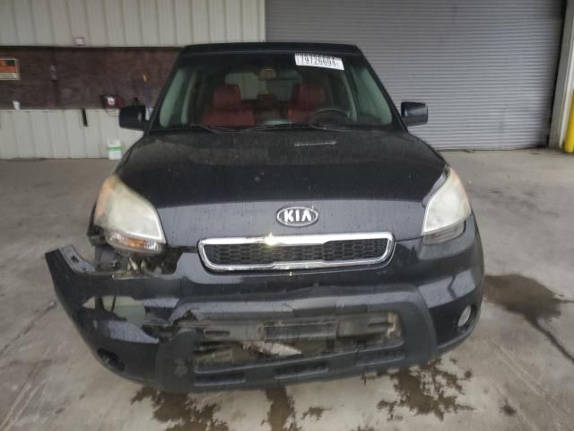 2011 KIA Soul +