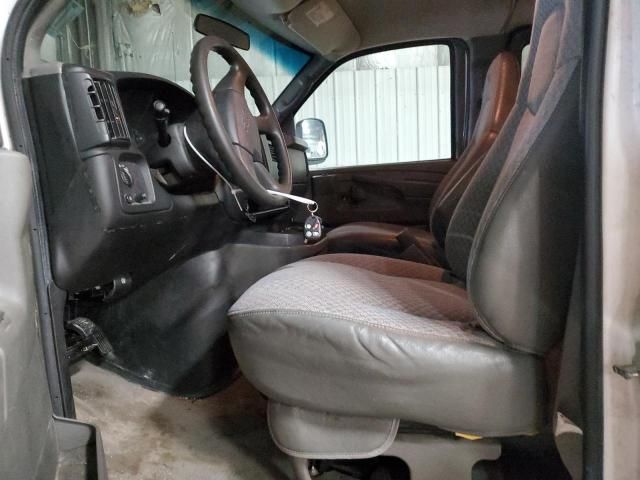 2004 Chevrolet Express G3500