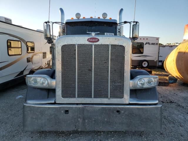 2019 Peterbilt 389