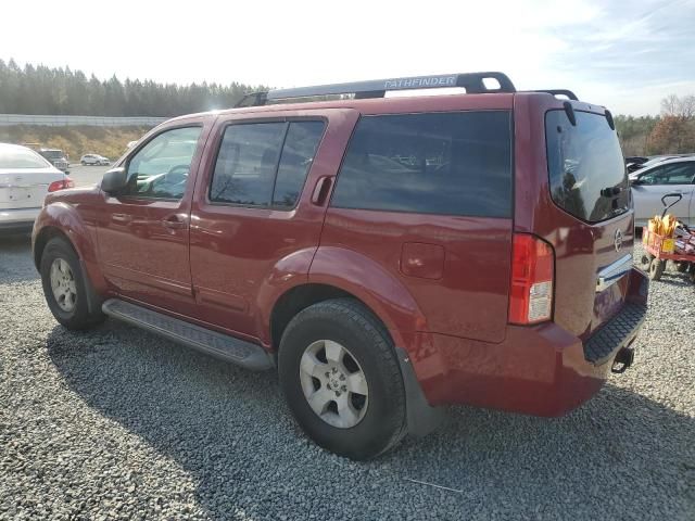 2005 Nissan Pathfinder LE