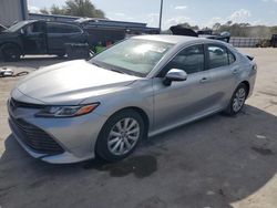 Carros salvage sin ofertas aún a la venta en subasta: 2018 Toyota Camry L