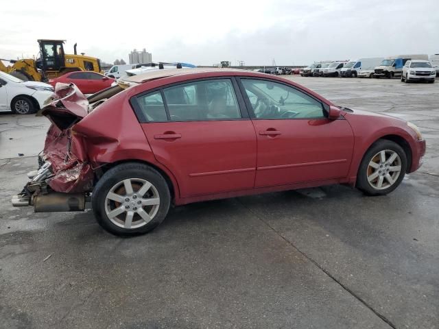 2004 Nissan Maxima SE