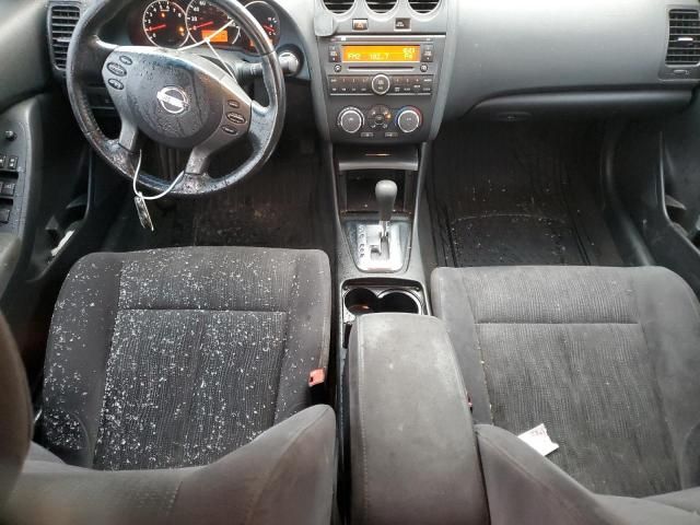 2010 Nissan Altima Base