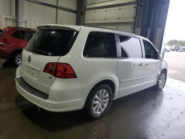 2013 Volkswagen Routan SE