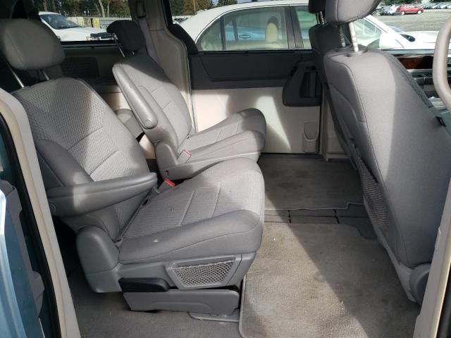 2009 Chrysler Town & Country Touring