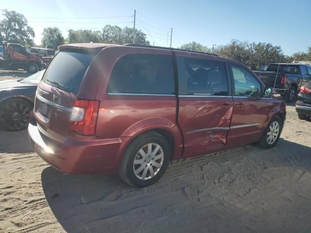 2013 Chrysler Town & Country Touring