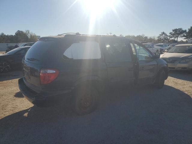 2005 Dodge Grand Caravan SE