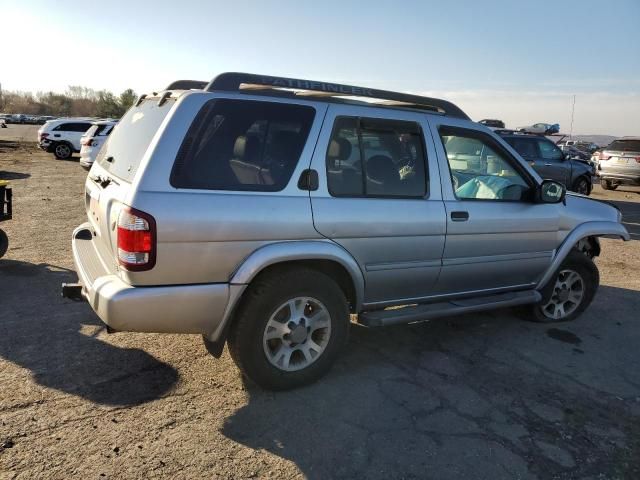 2004 Nissan Pathfinder LE