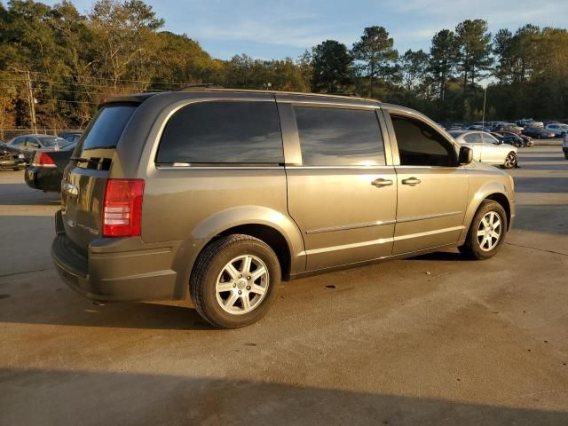 2010 Chrysler Town & Country Touring