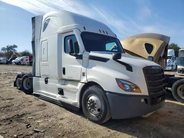 2024 Freightliner Cascadia 126