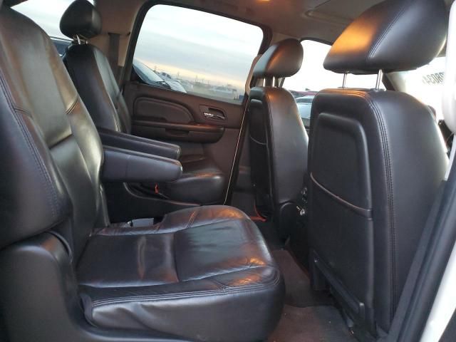 2010 Cadillac Escalade ESV Luxury