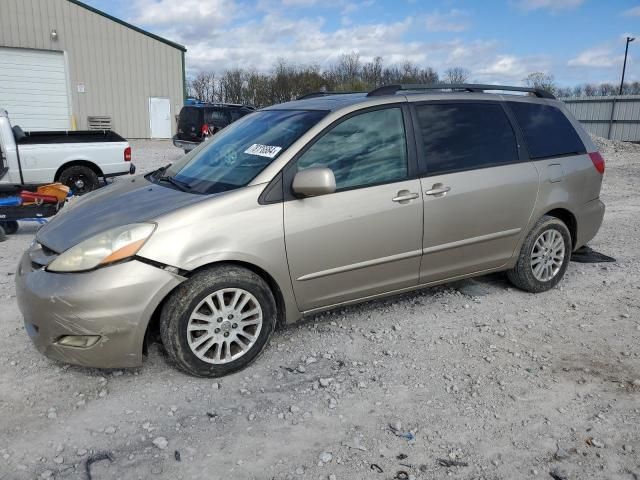 2007 Toyota Sienna XLE