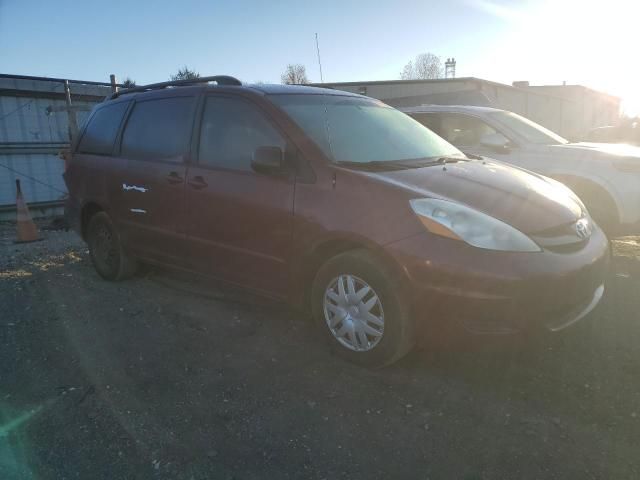 2010 Toyota Sienna CE