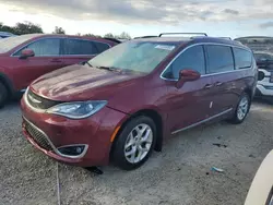 Chrysler Vehiculos salvage en venta: 2020 Chrysler Pacifica Touring L