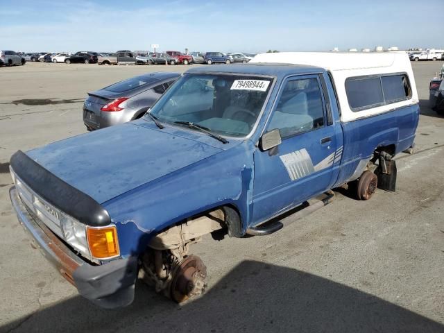 1987 Toyota Pickup RN63 STD