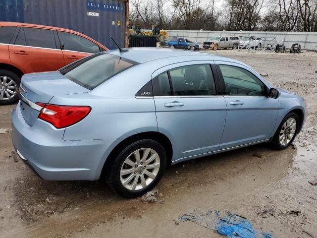 2013 Chrysler 200 Touring