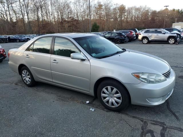 2005 Toyota Camry LE