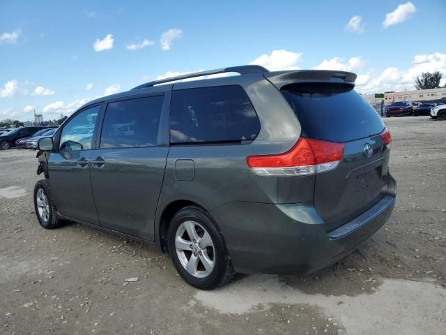 2011 Toyota Sienna LE