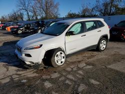 Salvage cars for sale at Bridgeton, MO auction: 2015 Jeep Cherokee Sport