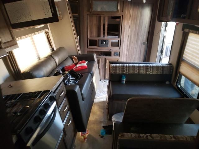 2019 Coachmen Apex Ultra