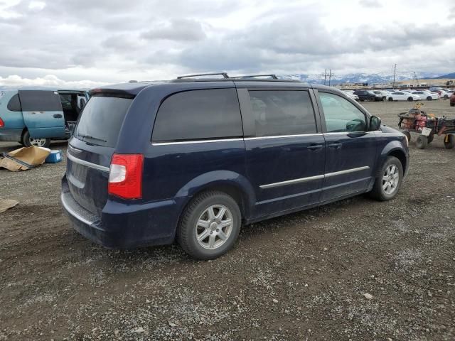 2012 Chrysler Town & Country Touring