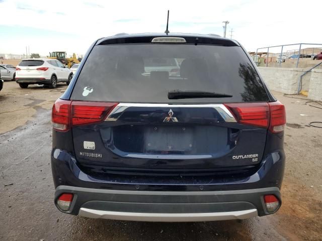 2016 Mitsubishi Outlander SE