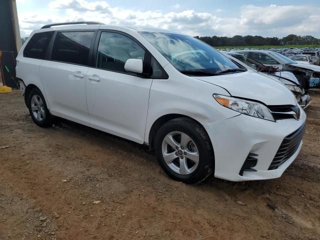 2020 Toyota Sienna LE