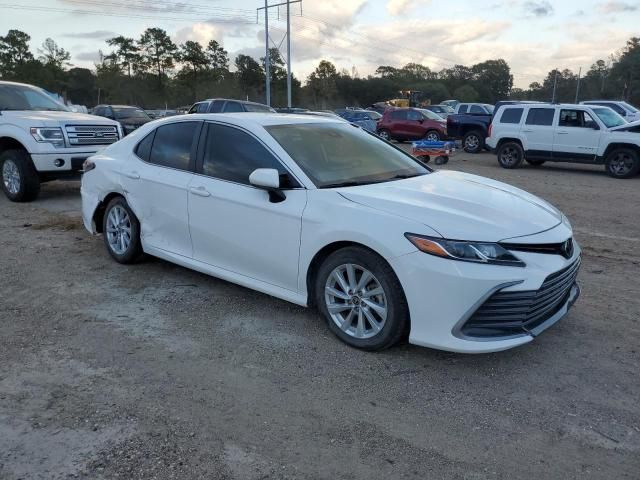 2022 Toyota Camry LE