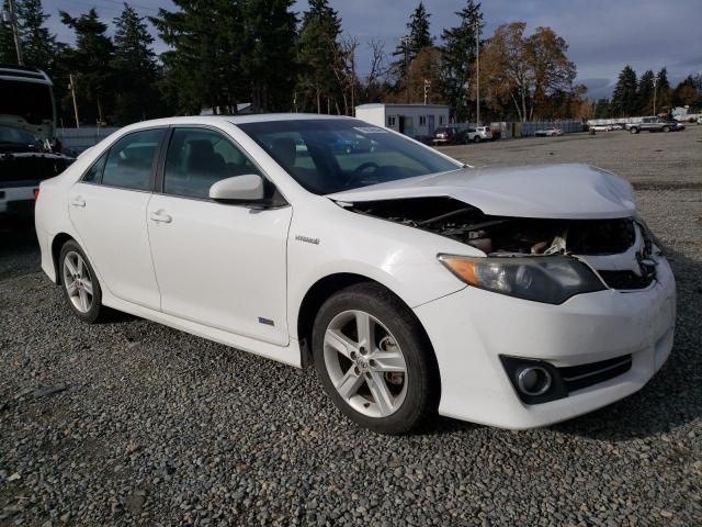 2014 Toyota Camry Hybrid