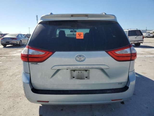 2015 Toyota Sienna LE